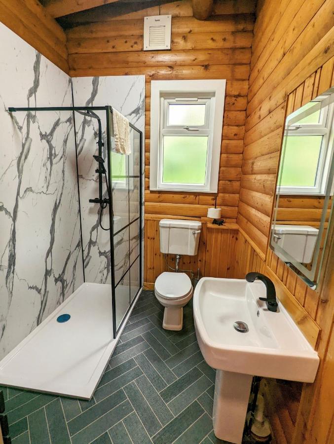 Kaoglen Squirrel Drey-Hot Tub-Pet Friendly-Perth Villa Balnald Exterior photo