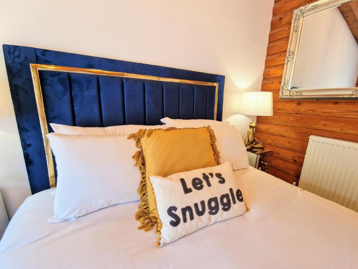 Kaoglen Squirrel Drey-Hot Tub-Pet Friendly-Perth Villa Balnald Exterior photo